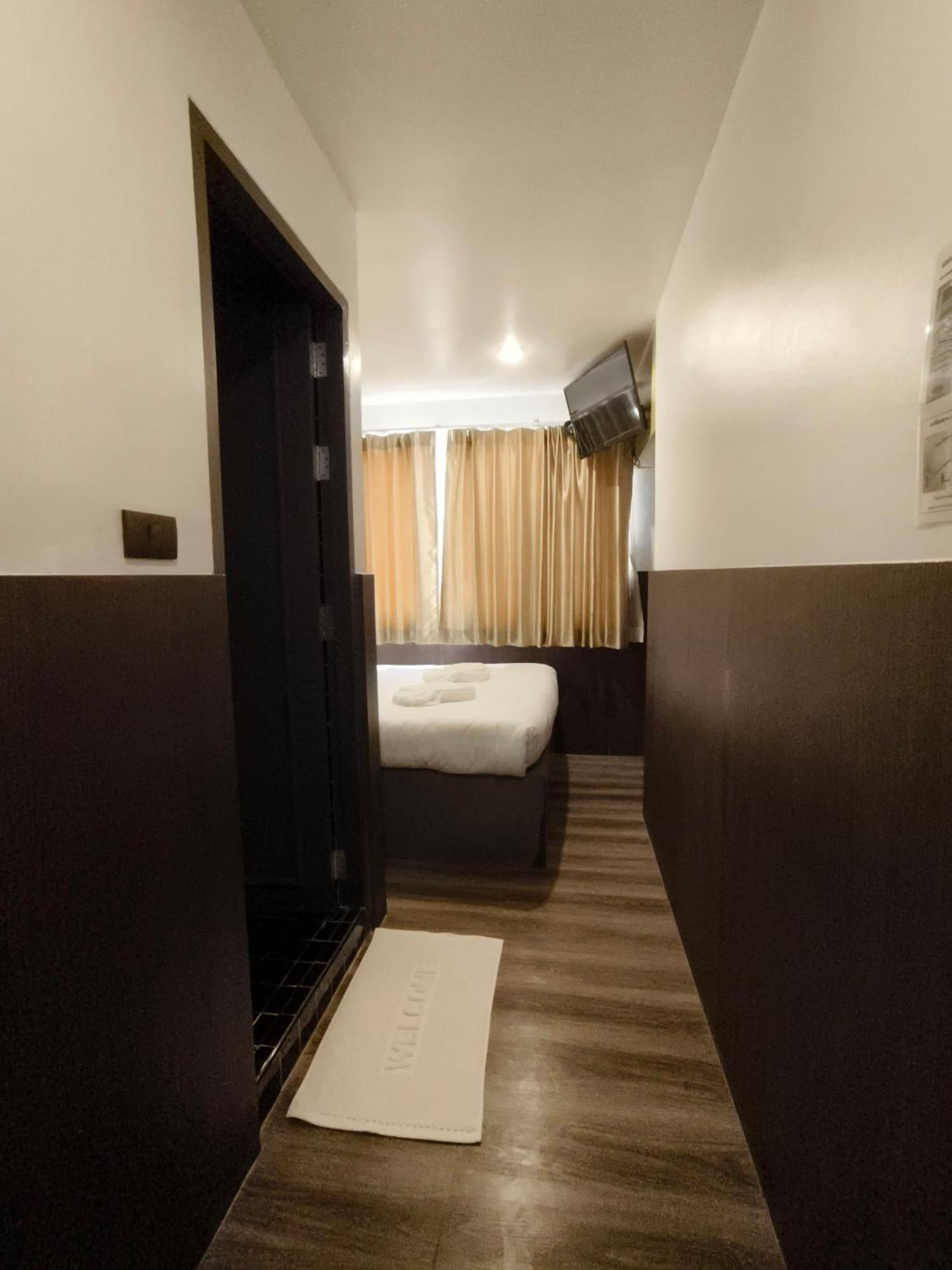 Four Sister Lamoon Otel Bangkok Dış mekan fotoğraf
